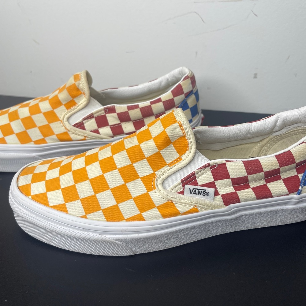 Vans Off The Wall Checkerboard Slip Orange/Red/White/Blue Woman’s Size 8